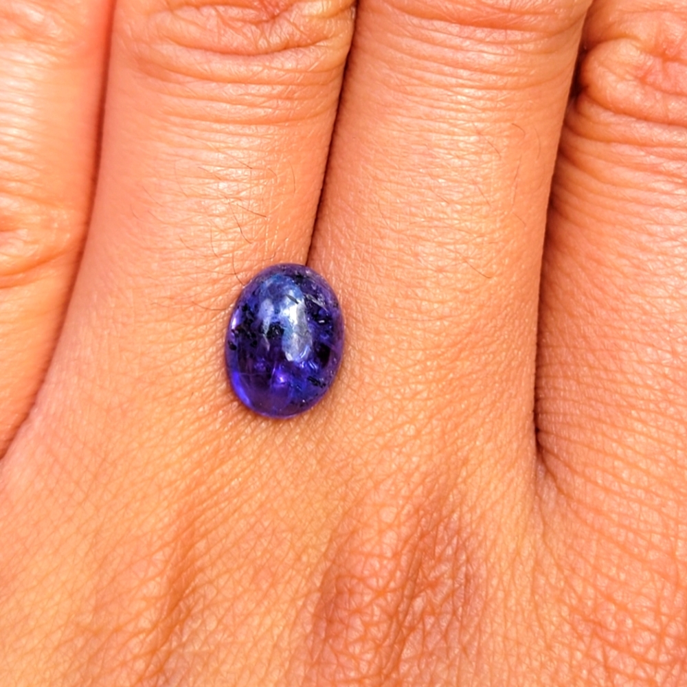 14+ Carat Tanzanite Cabochon Parcel - Picture 6 of 9